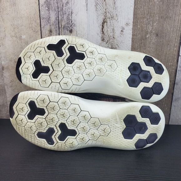 Nike Free TR Flyknit 3 Sneakers Women's Size 10.5 Training Shoes - Picture 10 of 11